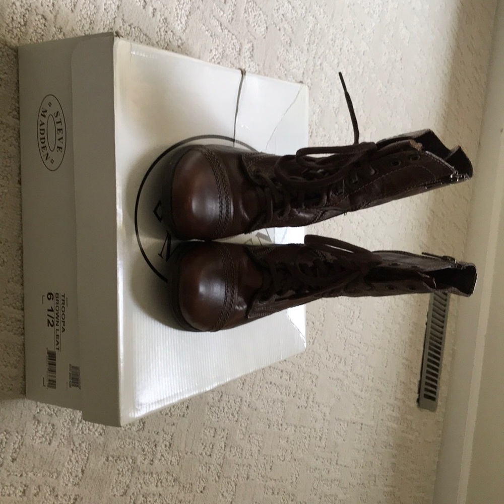 Steve Madden Tripp’s combat boots